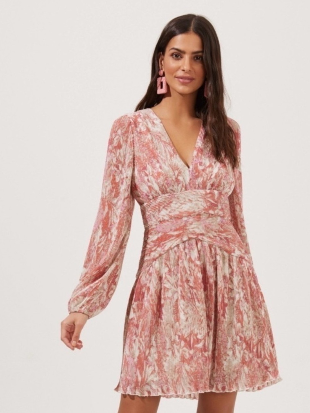 Astr Pink Floral Long Sleeve V-Neck Dress Size Small Plisse Dress